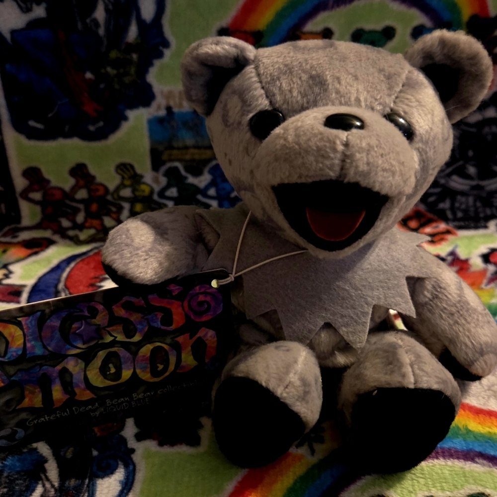 Grateful Dead Bear "Picasso Moon" By Liquid Blue ~NWT~